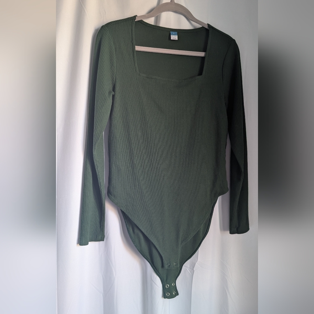 Old Navy Green Ribbed Long Sleeve Bodysuit One-piece Snap Closure Square Neck L